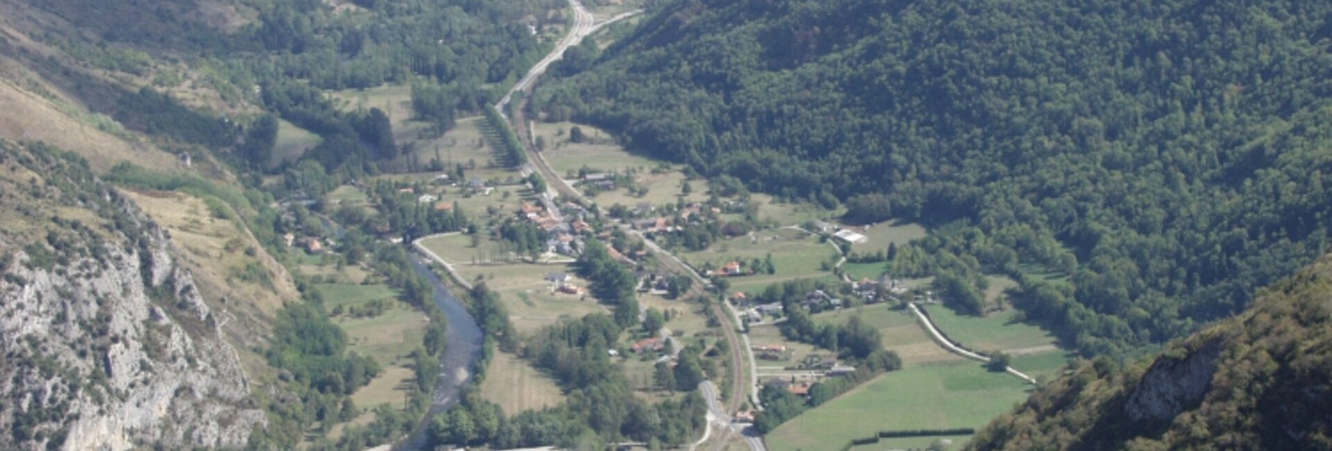 Opération Programmée d'Amélioration de l'Habitat en Vallée d'Ax Mairie de Aulos-Sinsat (09) Ariège 