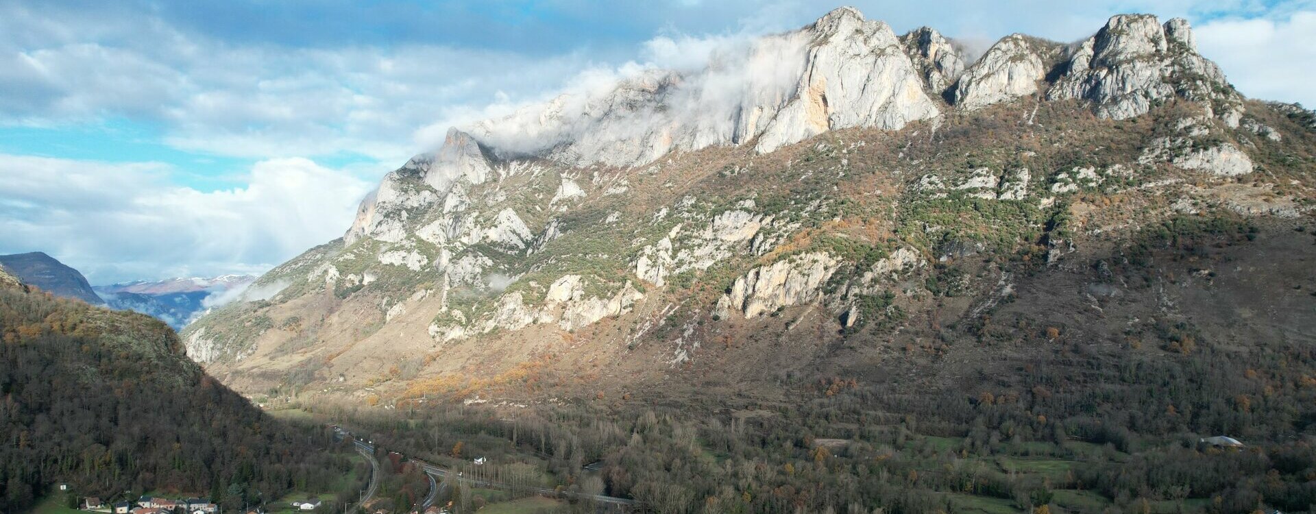 Bienvenue sur le site officiel de la mairie de Aulos-Sinsat (09) Ariège en région Occitanie 